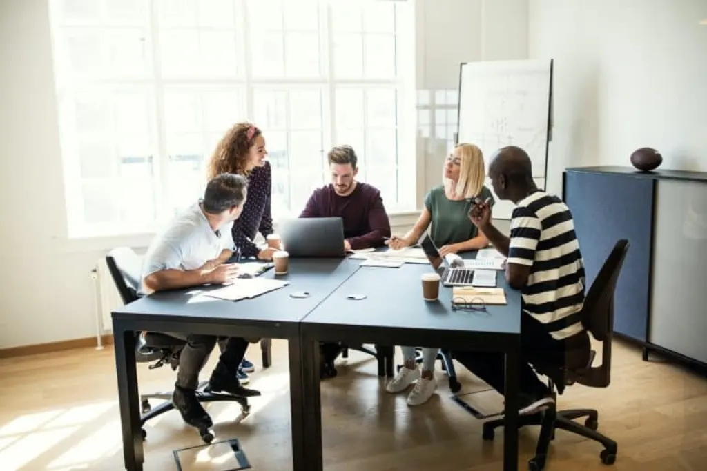 Agence de publicité Waxoo : services de communication et marketing.